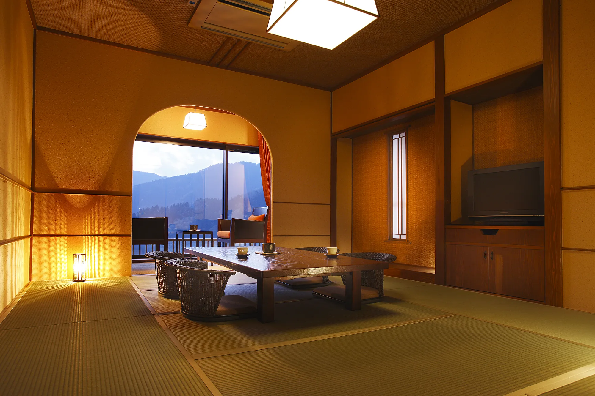 茜彩庵 山水
