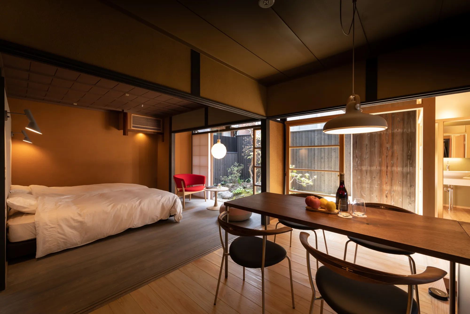 HOTEL 講 大津百町